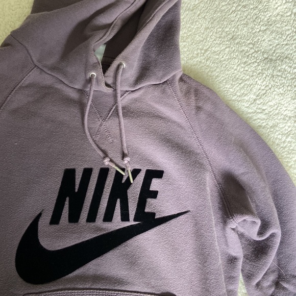 Nike hoodie - Picture 2 of 4